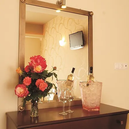 Hotel Niriides Retimno